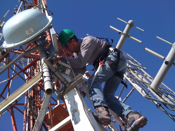 Técnico instalación cobertura 4g