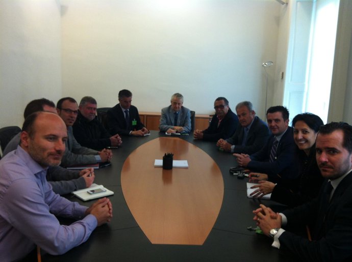 Reunión de la FEHM con MÉS