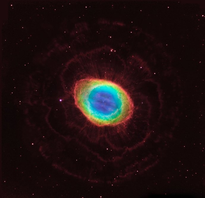 NEBULOSA DEL ANILLO