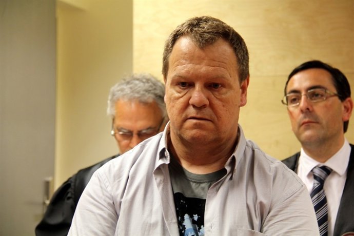 El celador de Olot (Girona) Joan Vila acusado de asesinar 11 ancianos