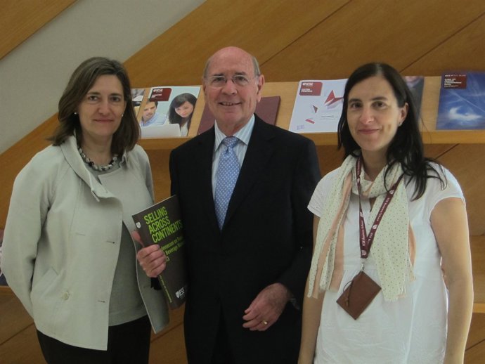 M.Puig, J.Llopis y J.Gifra