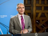 Junta espera que los intentos del PP por conciliar una postura sobre déficit no impidan establecer "criterios objetivos"