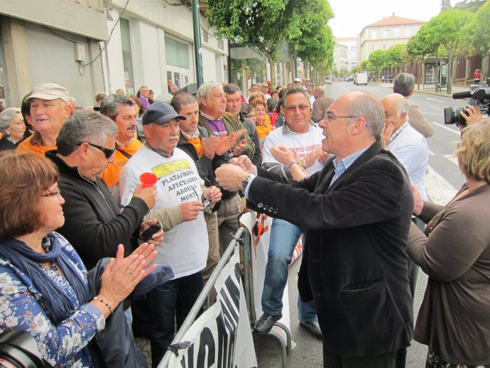 Preferentistas frente al Parlamento de Galiica