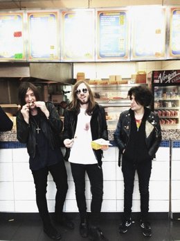 Is Tropical se une al Arenal Sund