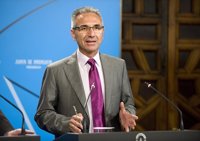 Junta dice que el impuesto sobre grandes superficies es un asunto sobre la mesa y que se hará el "mejor decreto" posible