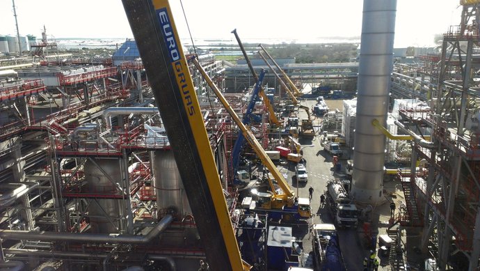 Cepsa Refinería La Rábida. 