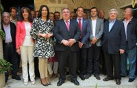 Tirado destaca la "mano tendida" ofrecida por Cospedal a Page para llegar a acuerdos y que haya diálogo