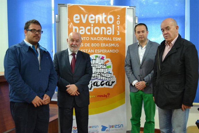 El rector de la UAL presenta el encuentro de Erasmus 