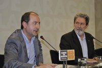 Barrena dice que el Plan Impulso es "una cortina de humo" sin financiación y defiende la propuesta alternativa de IU