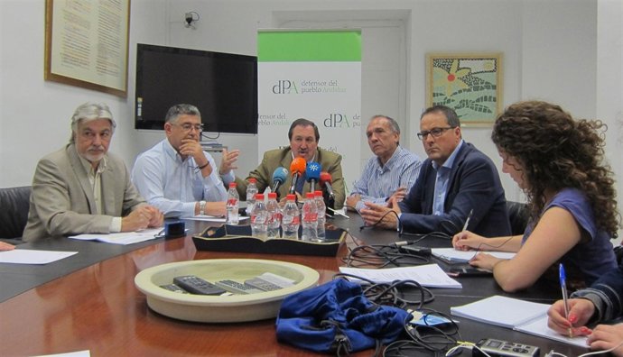 Feaps-A lamenta los impagos de la Junta