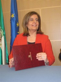 Báñez: El plan para reclutar a parados con subsidio está vigente desde 1982