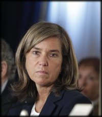 Mato: "Quiero volver al consenso constitucional y modificar la situación de las menores"