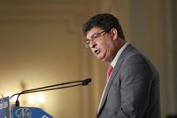 Valderas cree que la reforma local es una "demolición" y ofrece "diálogo" para que se haga en favor de la mayoría social