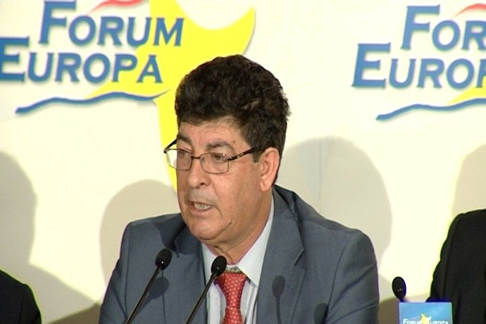 Valderas: "Zoido se ha quedado cortito y no tiene proyecto"