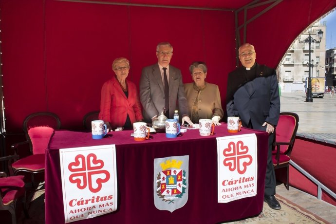 Ayuntamiento de Cartagena recauda 1.100 euros para Cáritas
