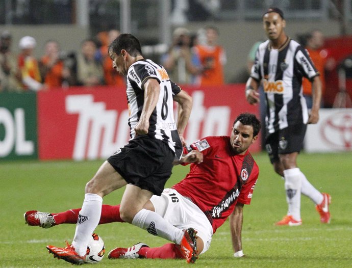 El Atlético Mineiro de Ronaldinho, semifinalista de la Libertadores