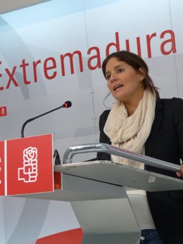 Isabel Gil Rosiña, PSOE Extremadura