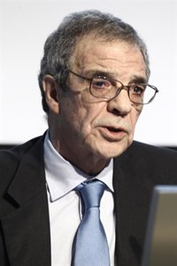 Alierta destaca los "ajustes" realizados en Telefónica