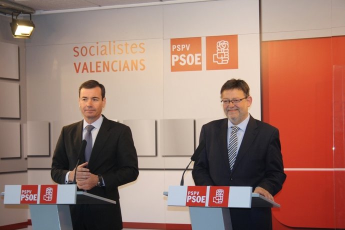 Tomás Gómez y Ximo Puig en una rueda de prensa en Valencia