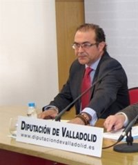 García Galván se despide "emocionado" de sus compañeros de la Diputación, quienes han alabado su "optimismo"