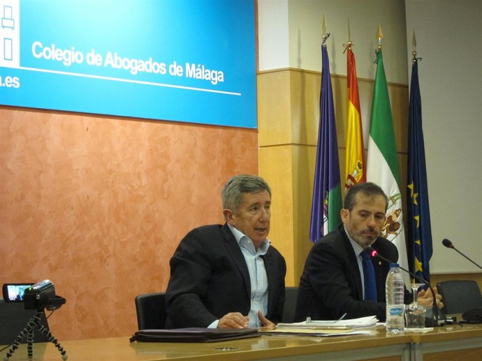 Conferencia en el Colegio de Abogados