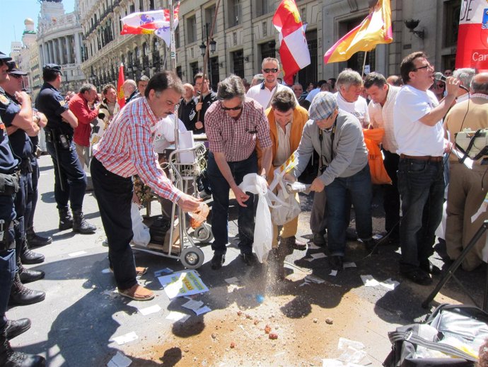 Alcaldes de entidades locales menores echan tierra de sus pueblos en Hacienda