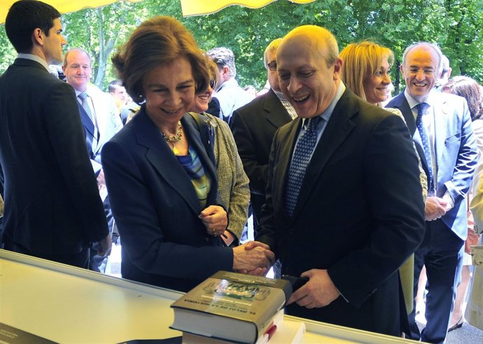 La Reina Doña Sofía ha inaugurado la Feria del Libro