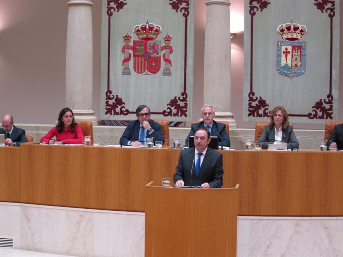 Pedro Sanz, presidente del Gobierno,en el Debate Estado Región