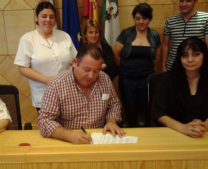 Fidel Romero apoya las reivindicaciones de Médico 24 Horas ¡Ya!