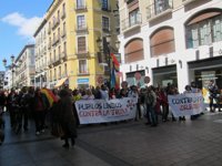 Más de 47 colectivos se manifiestan contra la Troika en Zaragoza