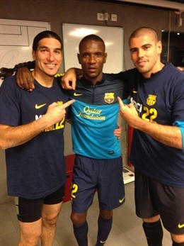 Víctor Valdés con Pinto y Abidal