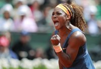 Tenis/Roland Garros.- Carla Suárez cae ante Sara Errani y Serena Williams avanza a cuartos