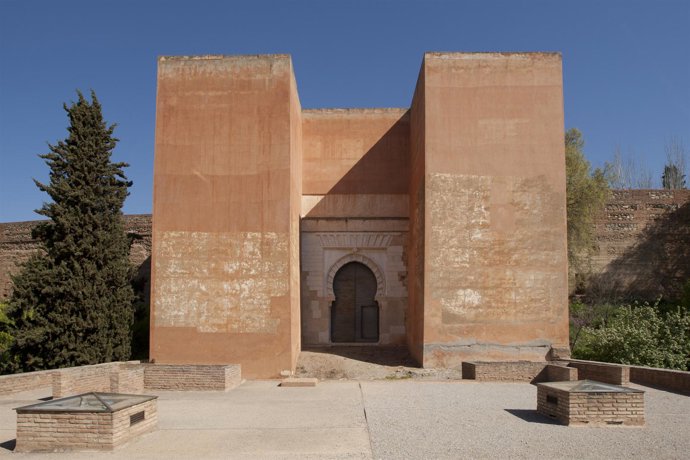 Torre Puerta de los Siete Suelos, Alhambra