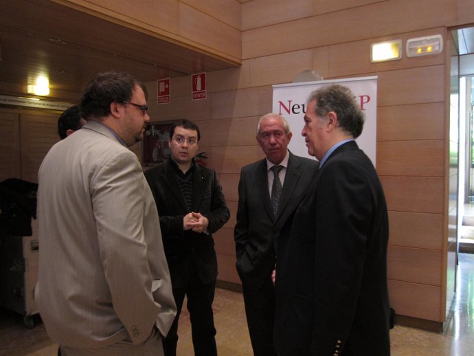 Francisco Bono, en el centro