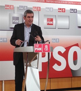 El secretario autonómico del PSOE, Julio Villarrubia