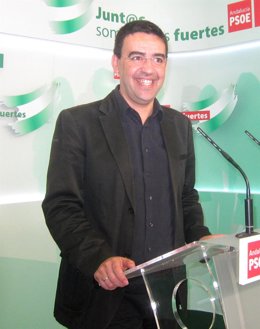 Mario Jiménez, este lunes