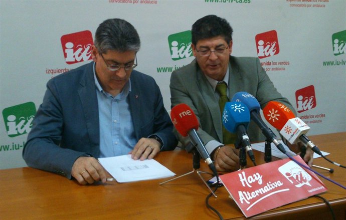 Diego Valderas, junto a José Luis Pérez Tapias