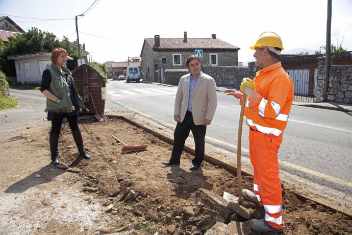 Obras para nuevos contenedores en Camargo 