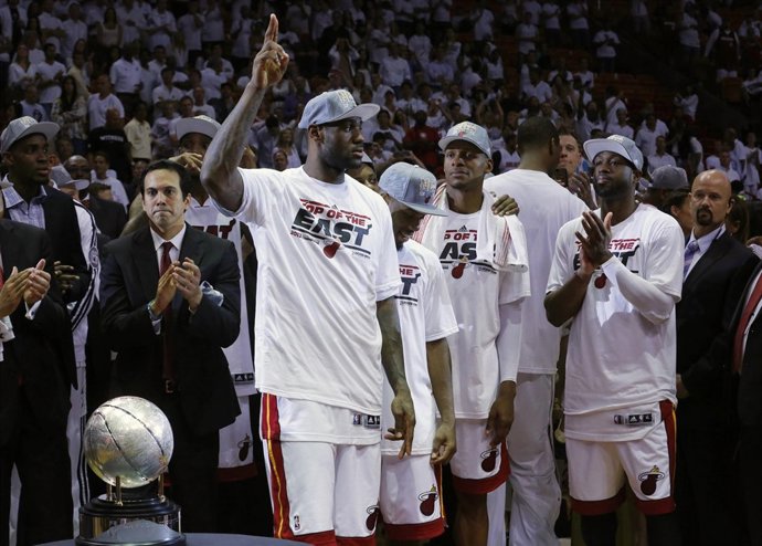 Lebron James con Miami Heat, campeones de la Conferencia Este