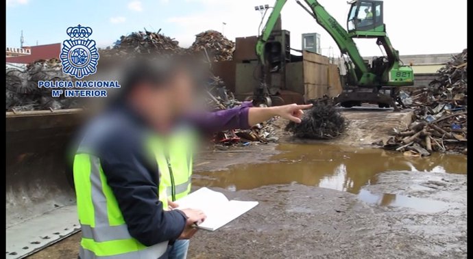 Un agente en la operación 'Action Day'