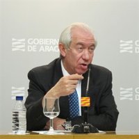 El consejero de Economía subraya que el desempleo disminuye en Aragón en todos los sectores productivos
