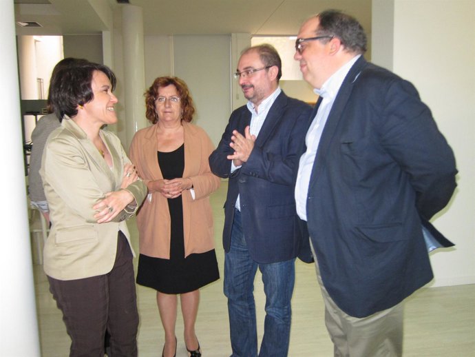 Causapié y Lambán en su visita este martes a la Casa de la Mujer en Zaragoza