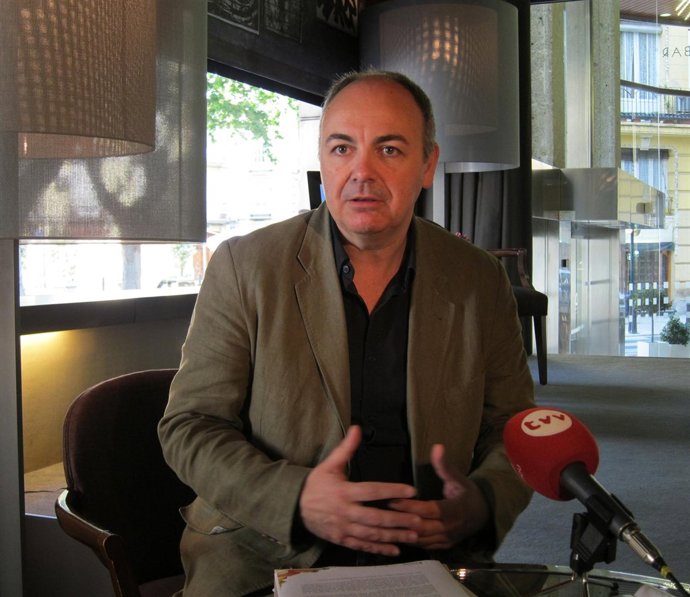 El director de Cinema Jove, Rafael Maluenda, en la rueda de prensa