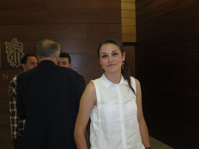 Mollà con Blasco, de espaldas, al fondo