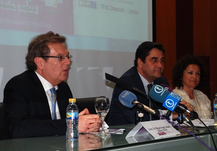 Echániz y Collado congreso salud