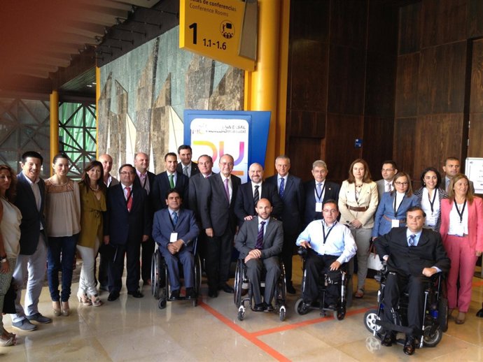De la Torre en la constitución de la Red de Ciudades por la Accesibilidad