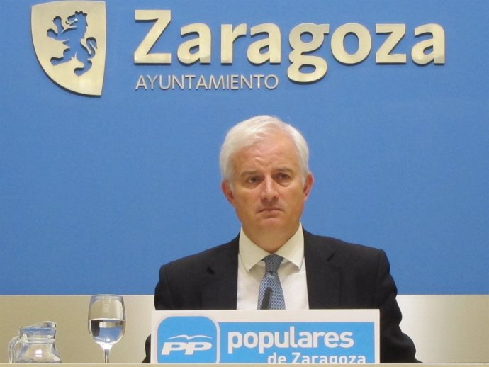 El portavoz del PP en el Ayuntamiento de Zaragoza, Eloy Suárez