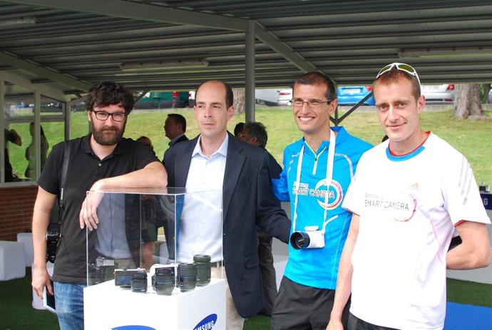 Presentación nueva Samsung NX 300