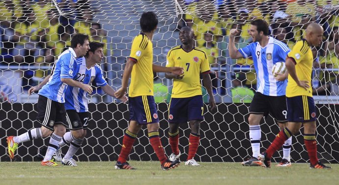 Argentina Messi Colombia Higuaín