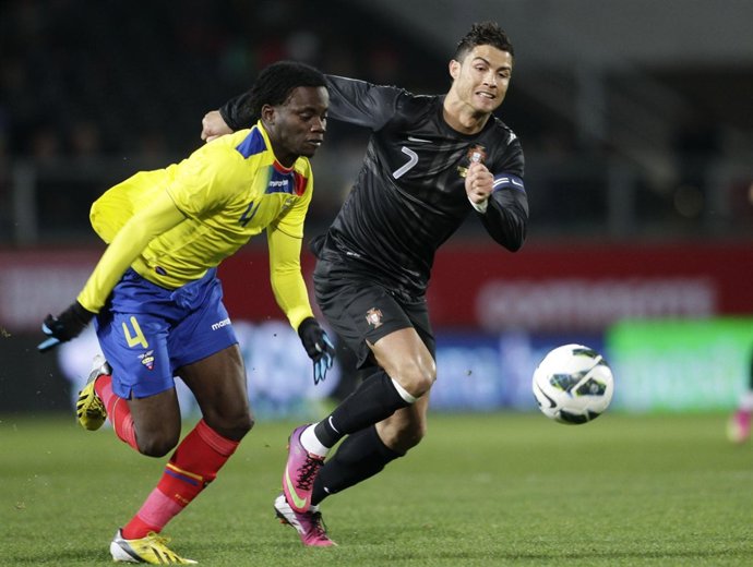 Cristiano Ronaldo con Portugal ante Ecuador